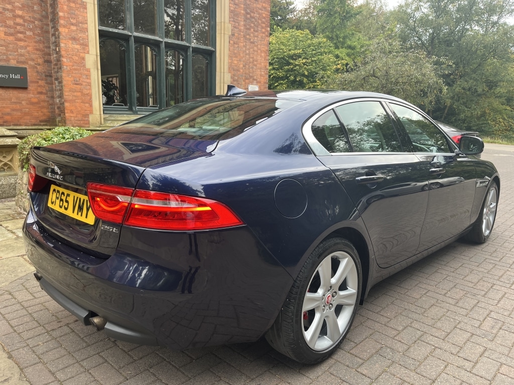 Used Jaguar XE 2015 for sale - 76149821: Photo 8