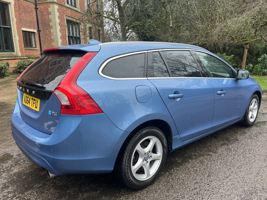 Used Volvo V60 2026 for sale - 77682067: Photo 3