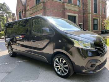 2017 (17) - 1.6 LL29 SPORT ENERGY DCI 5DR Manual