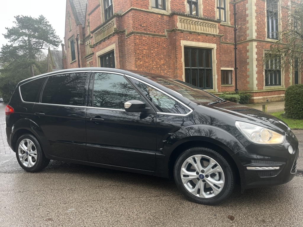 Used Ford S-Max 2013 for sale - 77189518: Photo 2