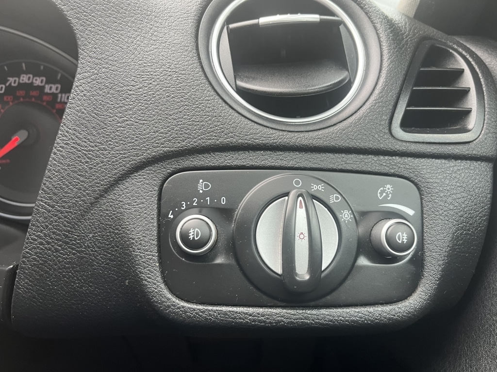 Used Ford S-Max 2013 for sale - 77189518: Photo 26