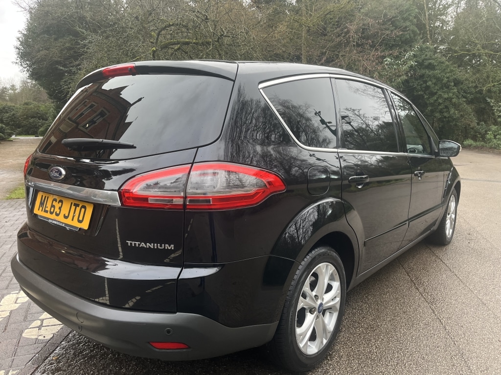 Used Ford S-Max 2013 for sale - 77189518: Photo 4