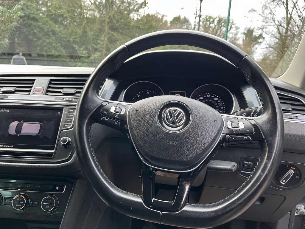 Used Volkswagen Tiguan 2016 for sale - 76970701: Photo 24