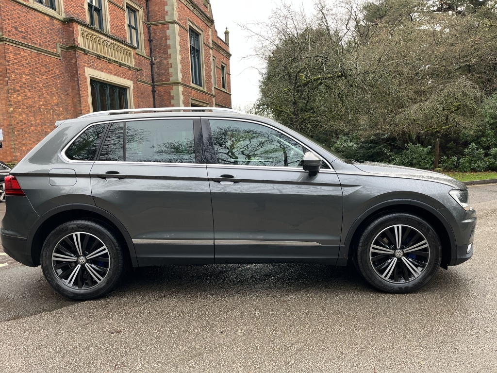 Used Volkswagen Tiguan 2016 for sale - 76970701: Photo 3
