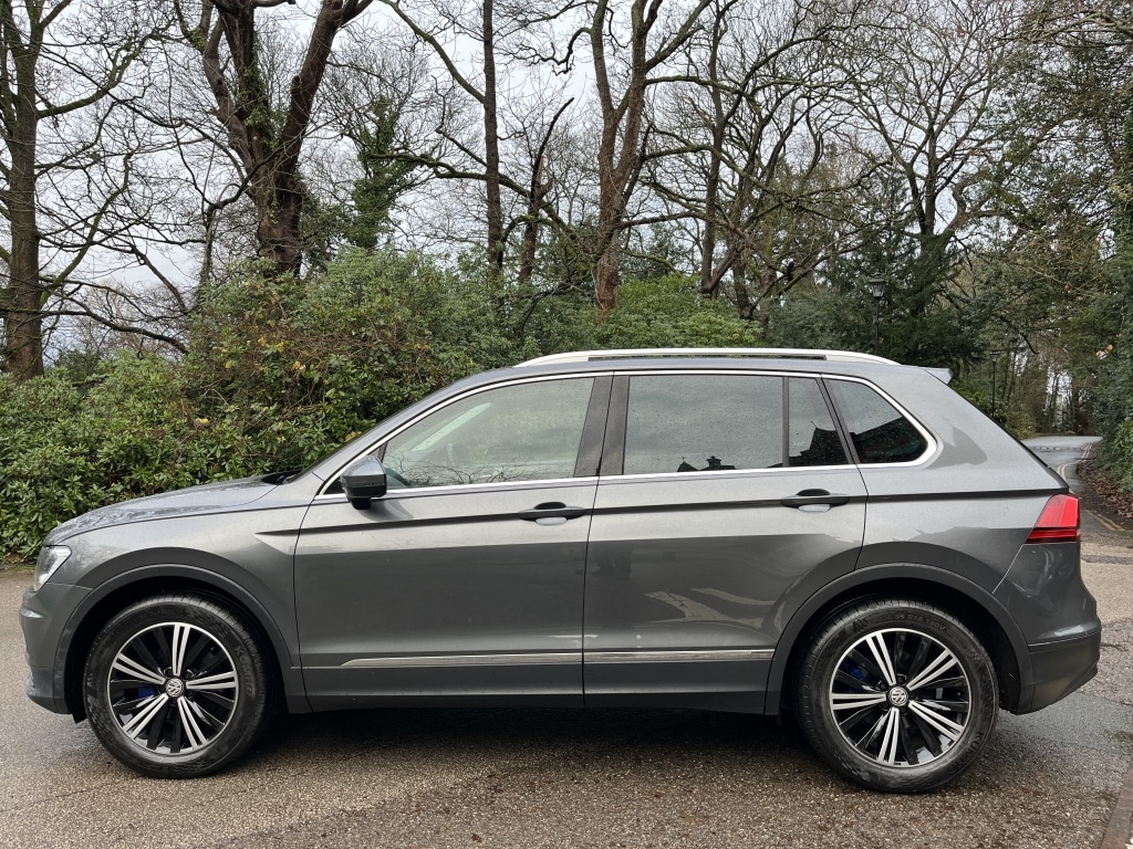 Used Volkswagen Tiguan 2016 for sale - 76970701: Photo 4