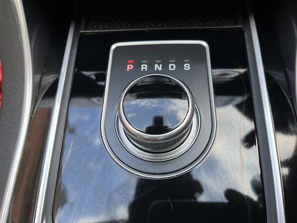 Used Jaguar XE 2017 for sale - 74718995: Photo 10