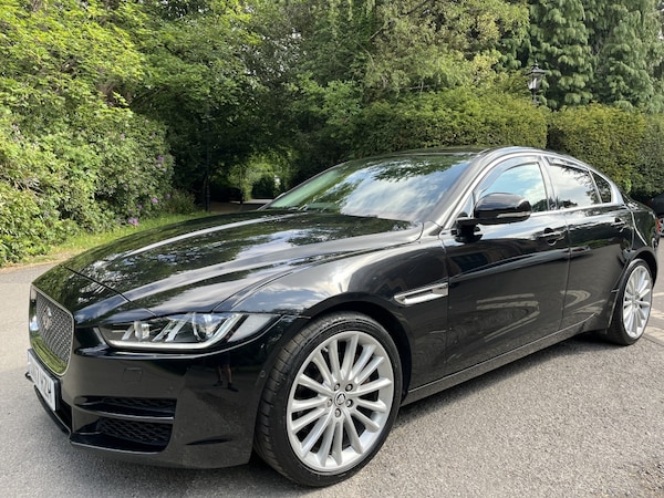 Used Jaguar XE 2017 for sale - 74718995: Photo 33