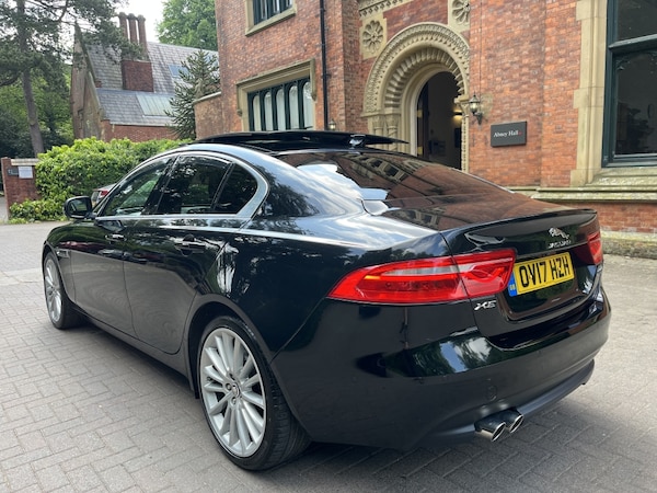 Used Jaguar XE 2017 for sale - 74718995: Photo 8