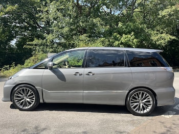 Used Toyota Estima 2016 for sale - 79234707: Photo