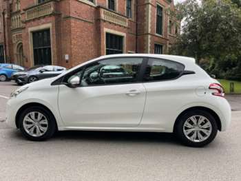 Used Peugeot 208 2013 for sale - 74847196: Photo