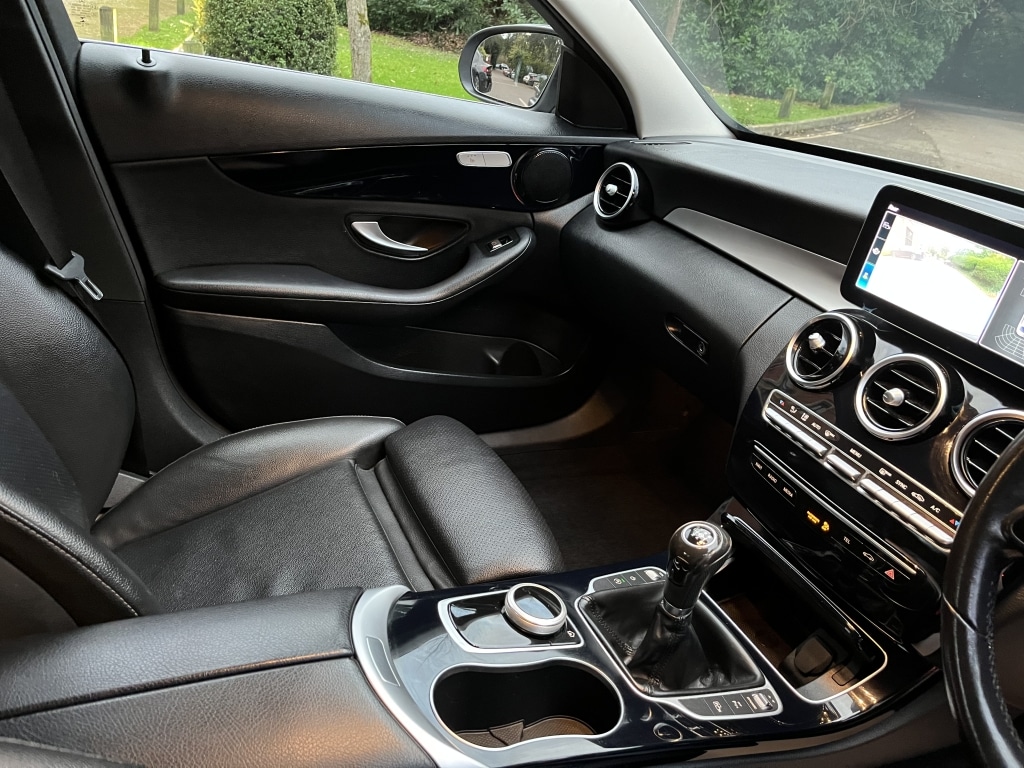 Used Mercedes-Benz C Class 2019 for sale - 76403513: Photo 10