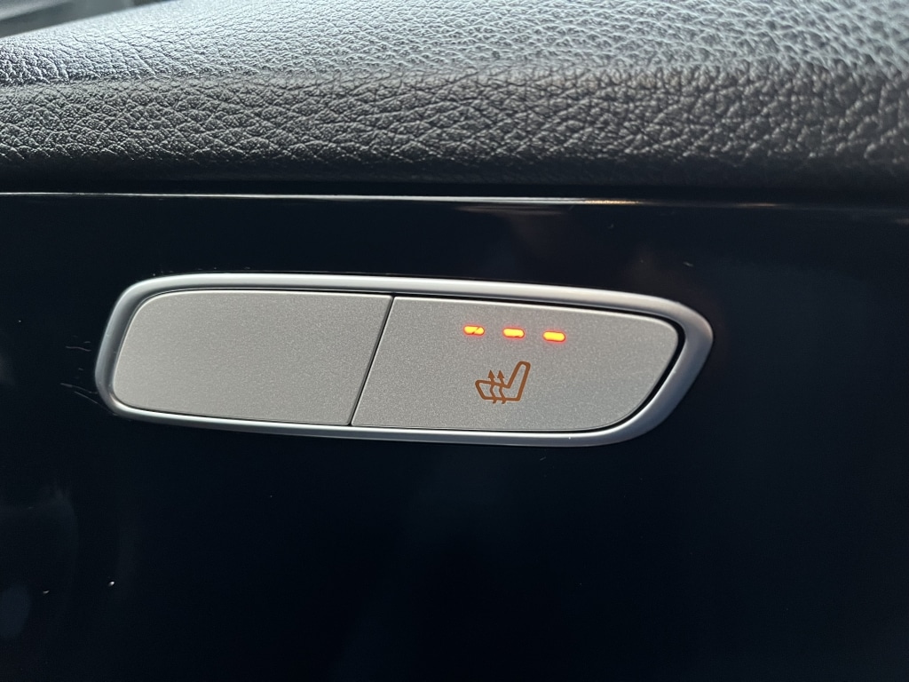 Used Mercedes-Benz C Class 2019 for sale - 76403513: Photo 16