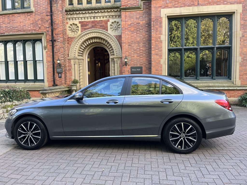 Used Mercedes-Benz C Class 2019 for sale - 76403513: Photo 4