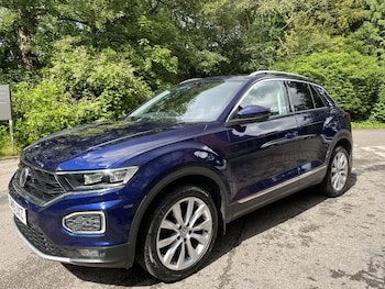 Used Volkswagen T-Roc 2019 for sale - 78884006: Photo