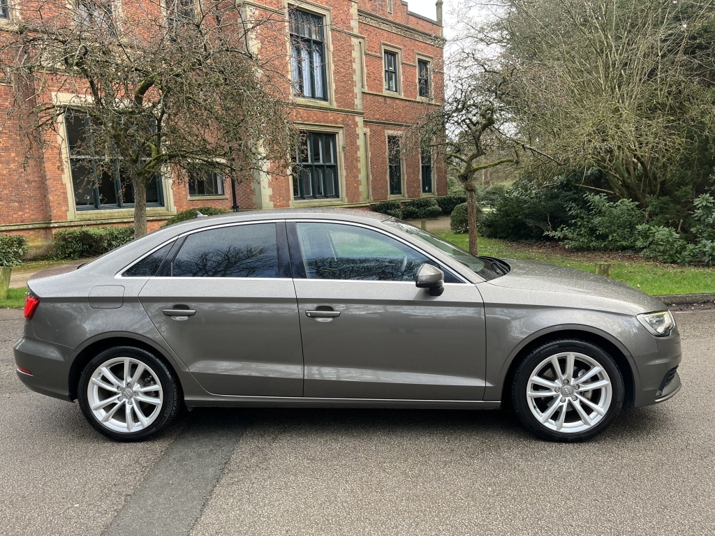 Used Audi A3 2015 for sale - 77881374: Photo 2