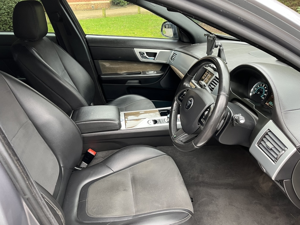 Used Jaguar XF 2014 for sale - 77622818: Photo 13