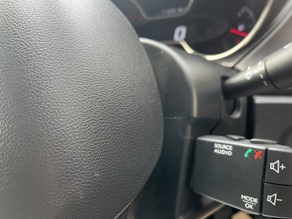 Used Renault Captur 2018 for sale - 77433891: Photo 13