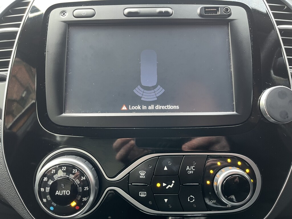 Used Renault Captur 2018 for sale - 77433891: Photo 15