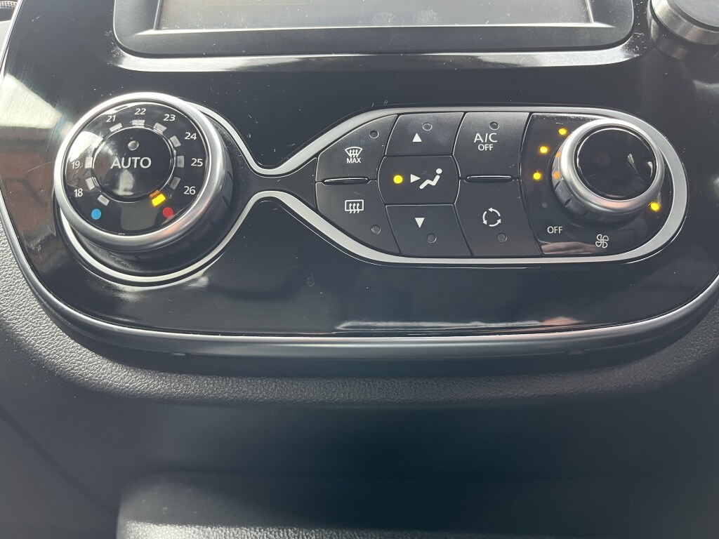 Used Renault Captur 2018 for sale - 77433891: Photo 17