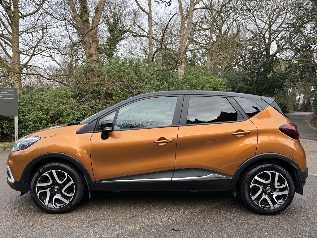 Used Renault Captur 2018 for sale - 77433891: Photo 2