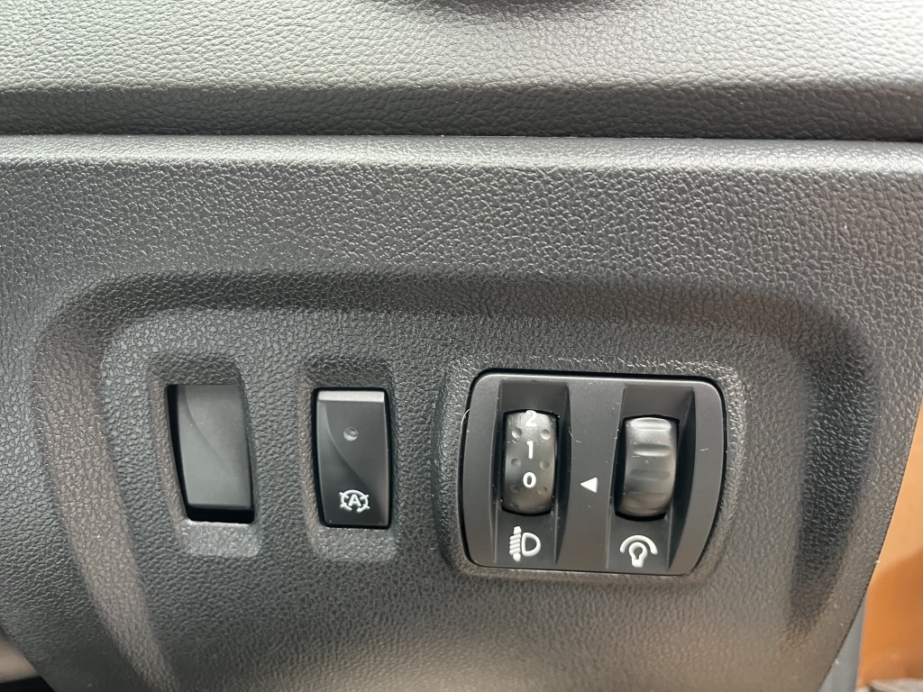 Used Renault Captur 2018 for sale - 77433891: Photo 25