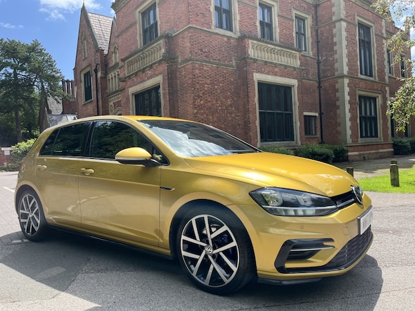 Used Volkswagen Golf 2017 for sale - 75017633: Photo 1