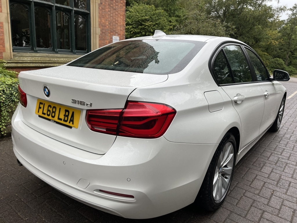 Used BMW 3 Series 2018 for sale - 75958474: Photo 2