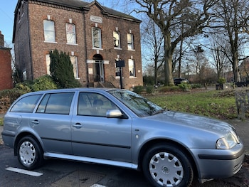 2004 (54) - 1.9 TDi Ambiente 5dr