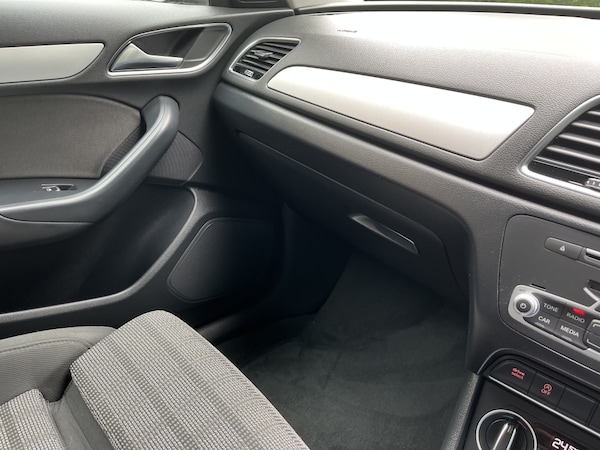 Used Audi Q3 2015 for sale - 74770740: Photo 24