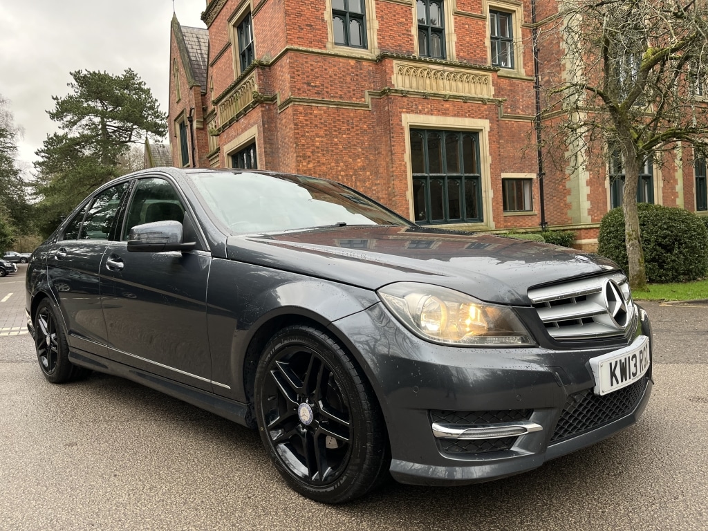 Used Mercedes-Benz C Class 2013 for sale - 77405555: Photo 1