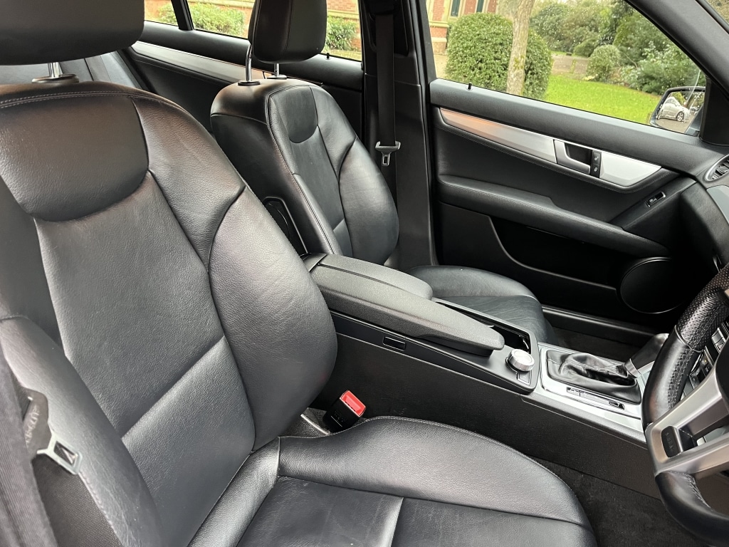 Used Mercedes-Benz C Class 2013 for sale - 77405555: Photo 23