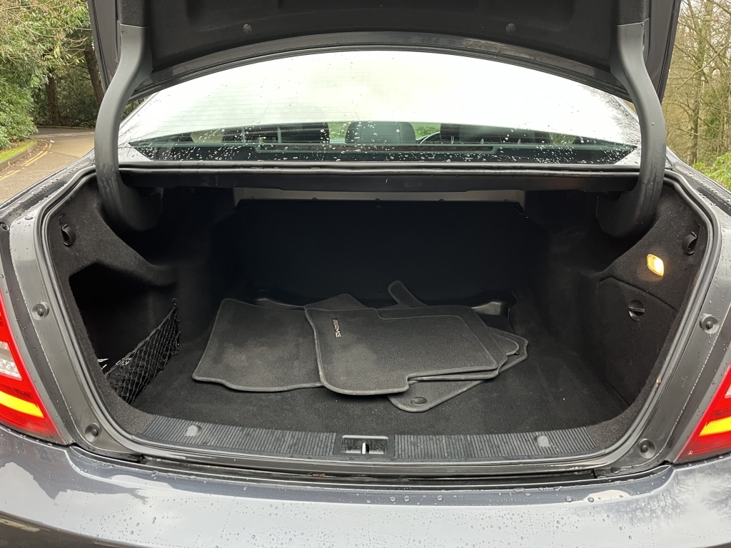 Used Mercedes-Benz C Class 2013 for sale - 77405555: Photo 26