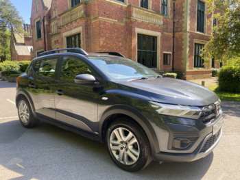 2022 (22) - 1.0 ESSENTIAL TCE 5DR Manual