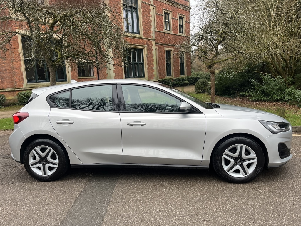 Used Ford Focus 2023 for sale - 77461492: Photo 2