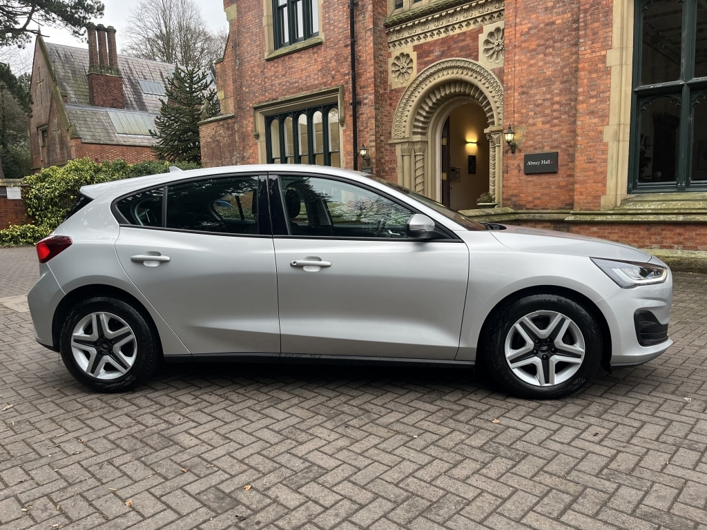 Used Ford Focus 2023 for sale - 77461492: Photo 3