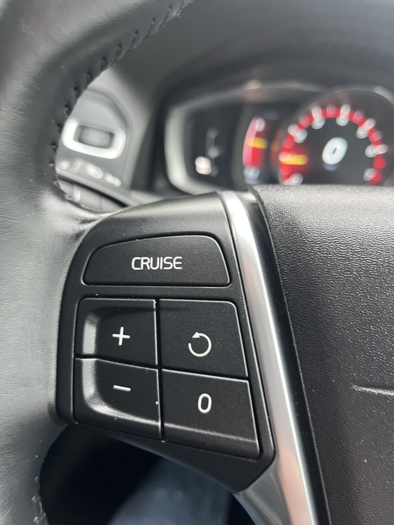 Used Volvo XC60 2025 for sale - 77595657: Photo 11