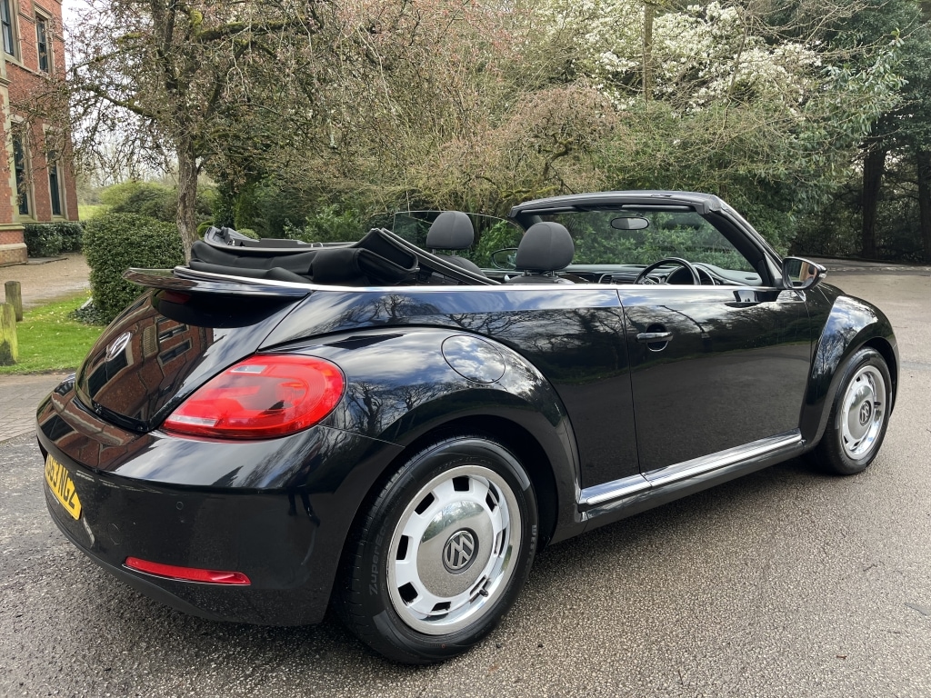 Used Volkswagen Beetle 2014 for sale - 78018610: Photo 2