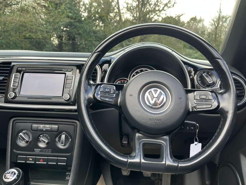 Used Volkswagen Beetle 2014 for sale - 78018610: Photo 32