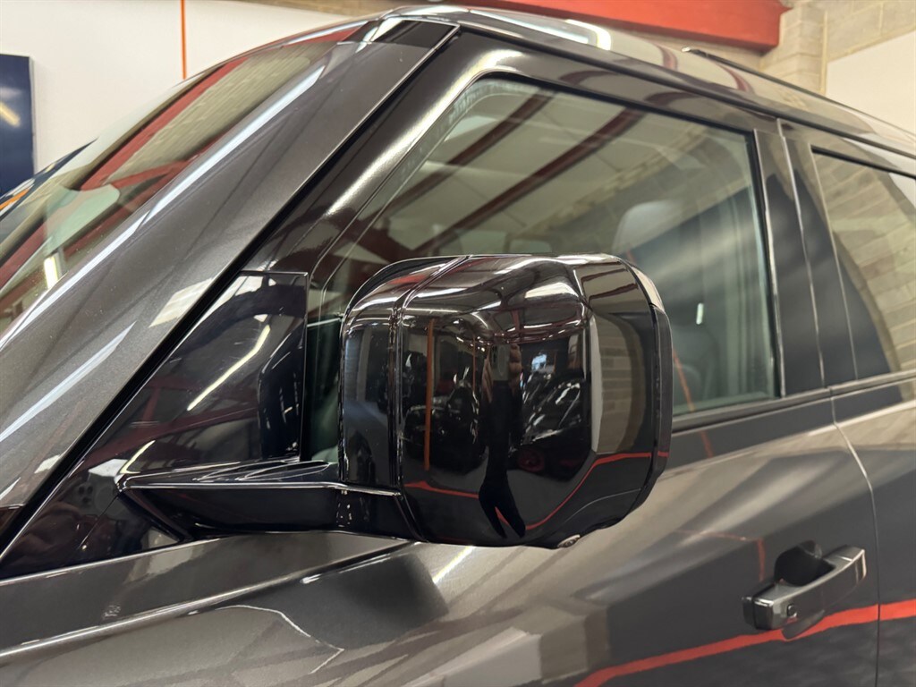 Used Land Rover Defender 2021 for sale - 76696274: Photo 41