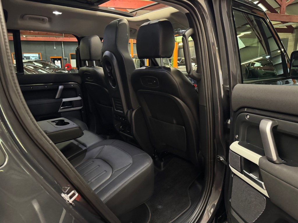 Used Land Rover Defender 2021 for sale - 76696274: Photo 50