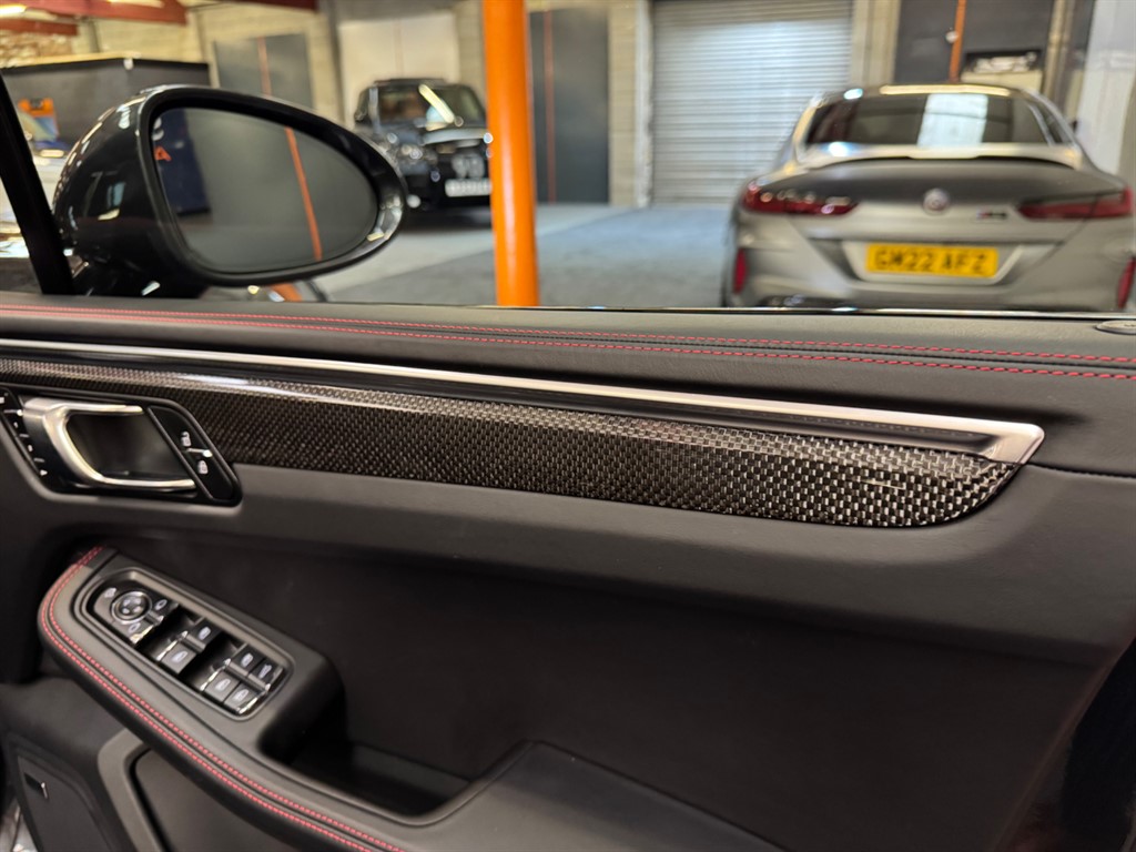 Used Porsche Macan 2024 for sale - 76696276: Photo 34