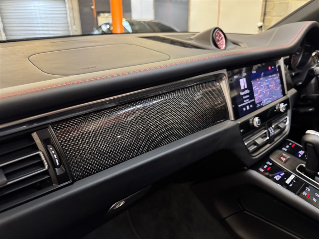 Used Porsche Macan 2024 for sale - 76696276: Photo 35