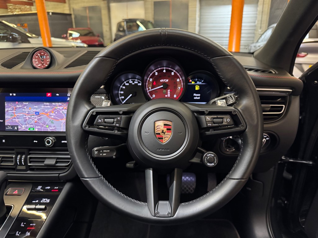 Used Porsche Macan 2024 for sale - 76696276: Photo 36