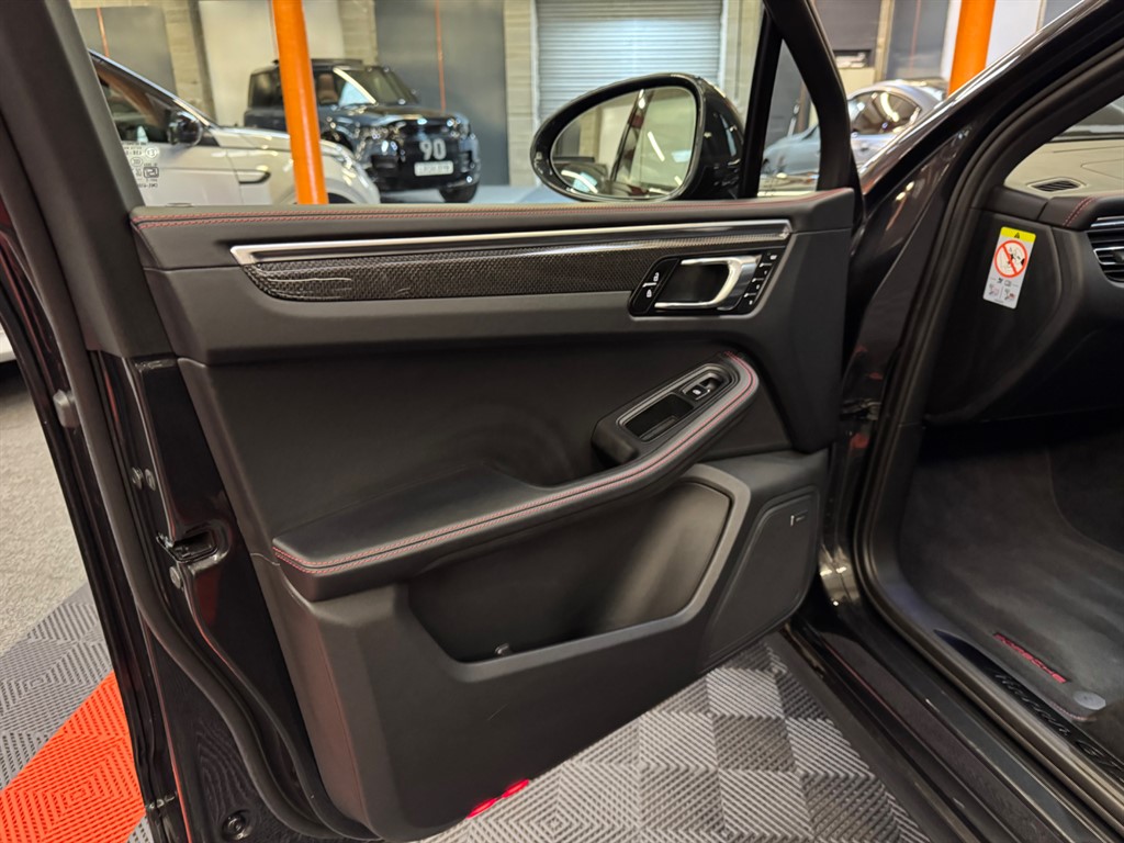 Used Porsche Macan 2024 for sale - 76696276: Photo 58