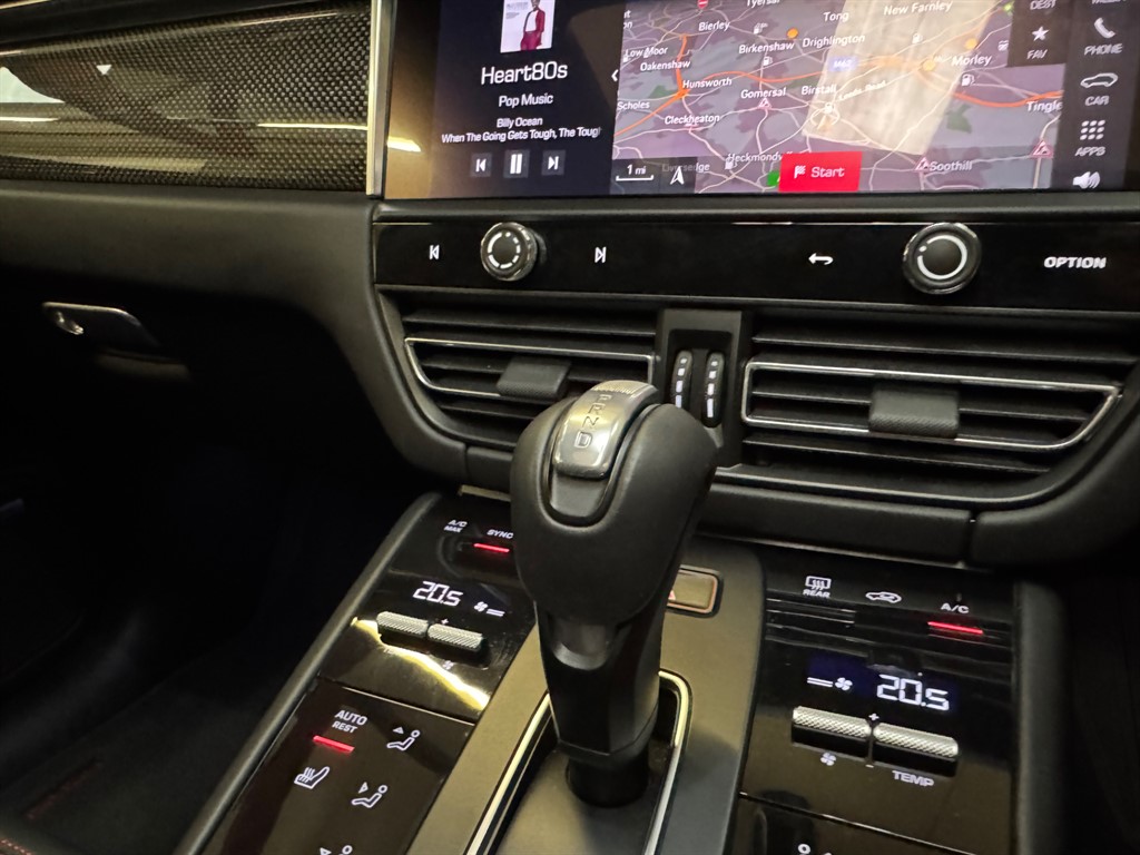 Used Porsche Macan 2024 for sale - 76696276: Photo 69