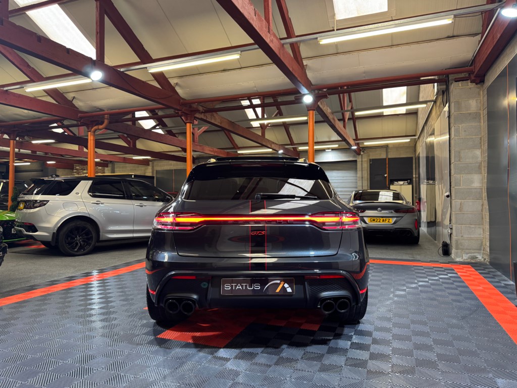 Used Porsche Macan 2024 for sale - 76696276: Photo 9