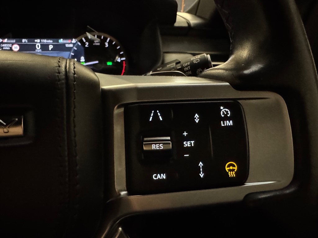 Used Land Rover Discovery 2022 for sale - 77300760: Photo 31