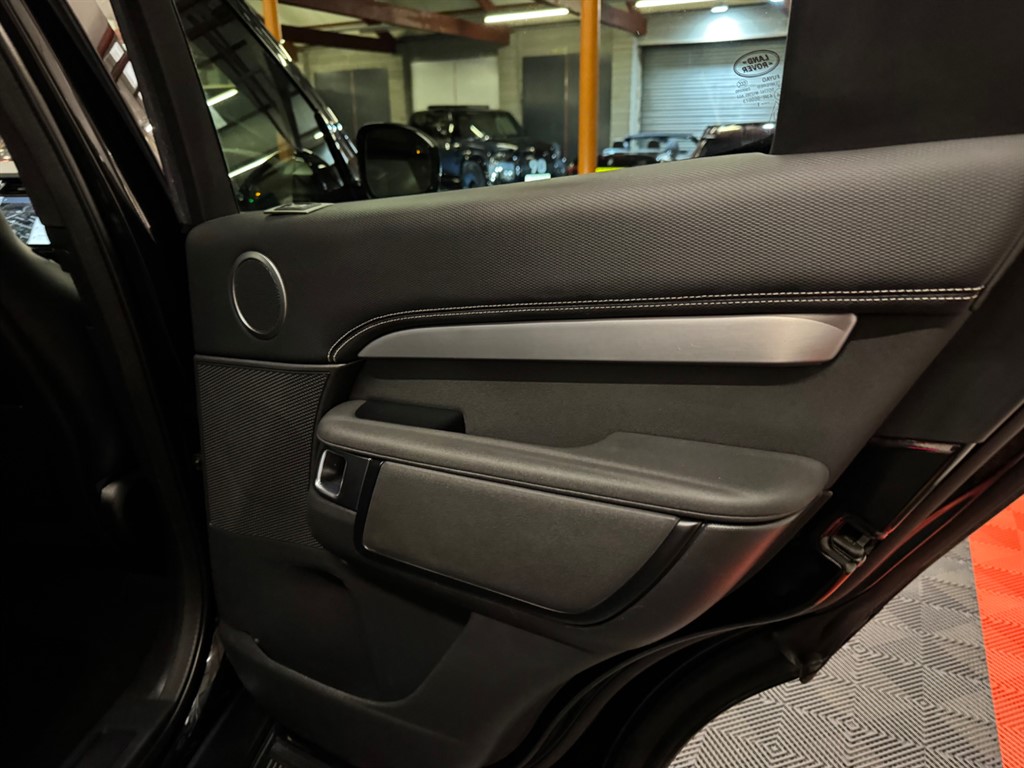 Used Land Rover Discovery 2022 for sale - 77300760: Photo 51