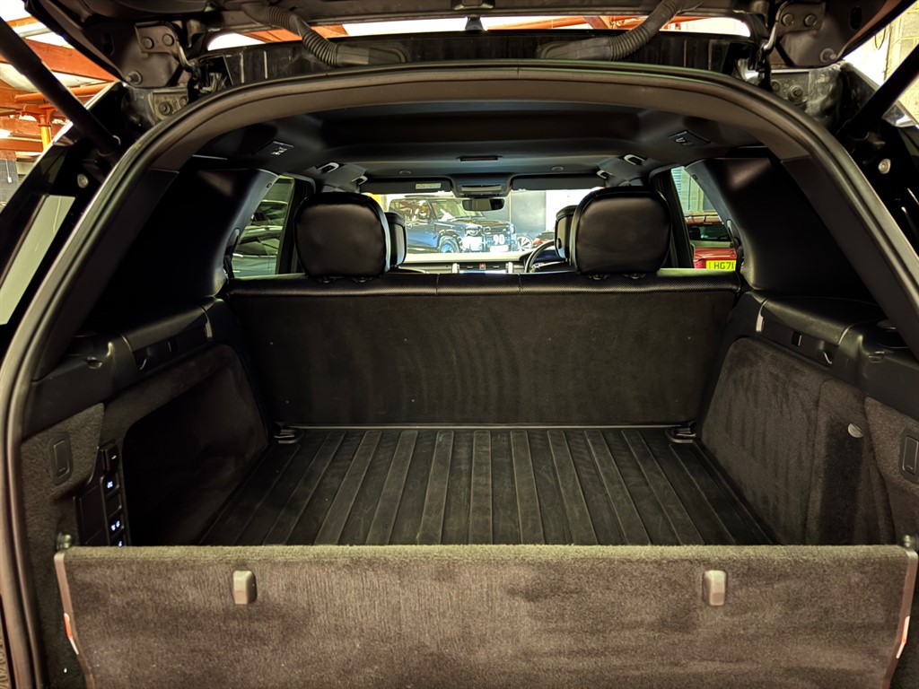 Used Land Rover Discovery 2022 for sale - 77300760: Photo 6