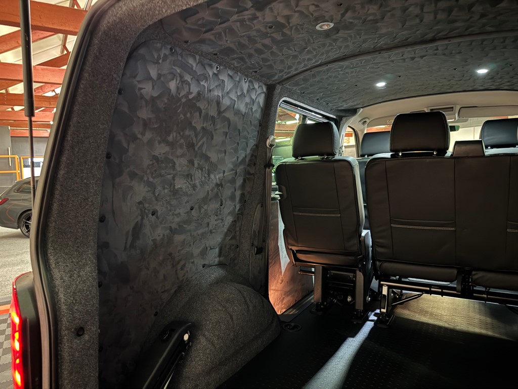 Used Volkswagen Transporter 2018 for sale - 76696273: Photo 22